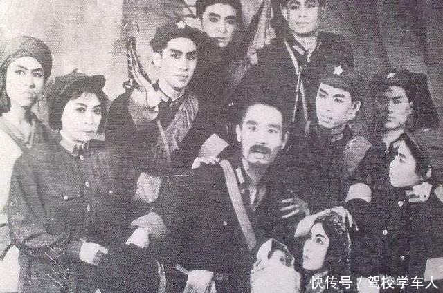 从评剧《花为媒》里的老学究李茂林,看赵连喜的惊人喜剧天赋