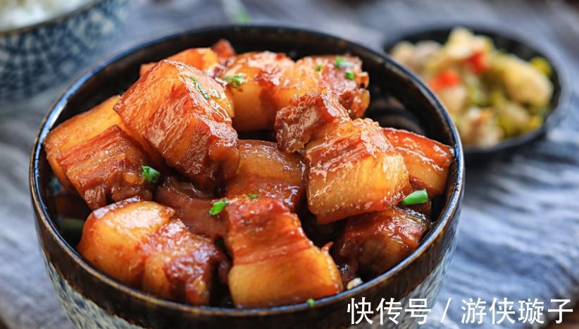 做红烧肉只会焯水，难怪做得又柴又腥，牢记3点窍门，软烂鲜香