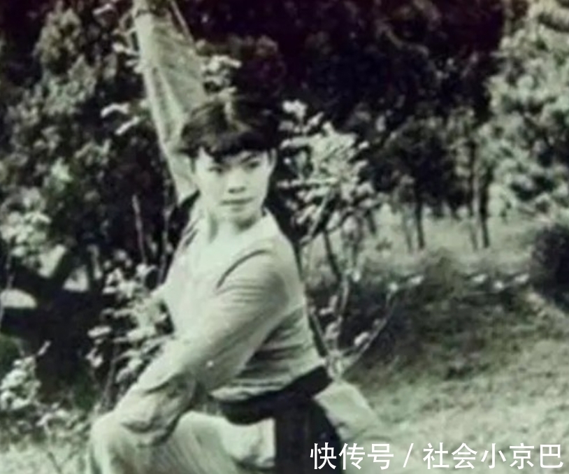 飞贼#70年代女飞贼:拜高僧为师轻功了得,却行不法之事,死时年仅24岁