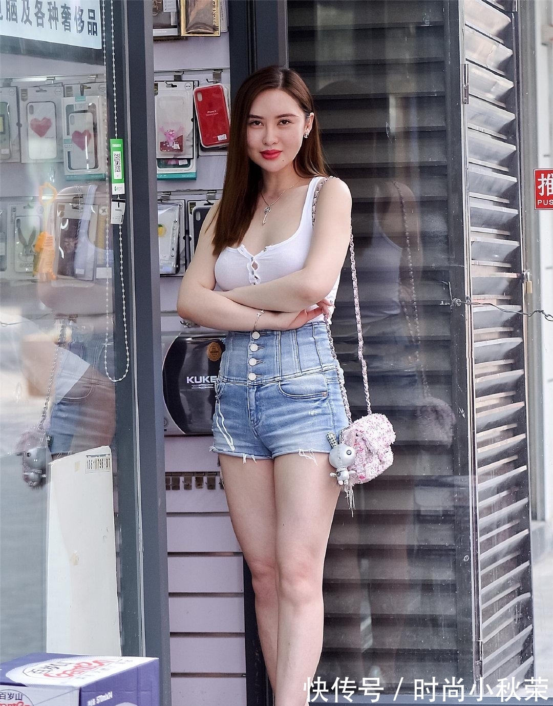 衣服穿了这么多年，都小了也不舍得扔，就怕扣子“崩掉”