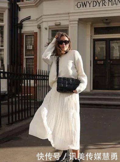 大衣里面穿什么?混搭风让你美爆2021早春