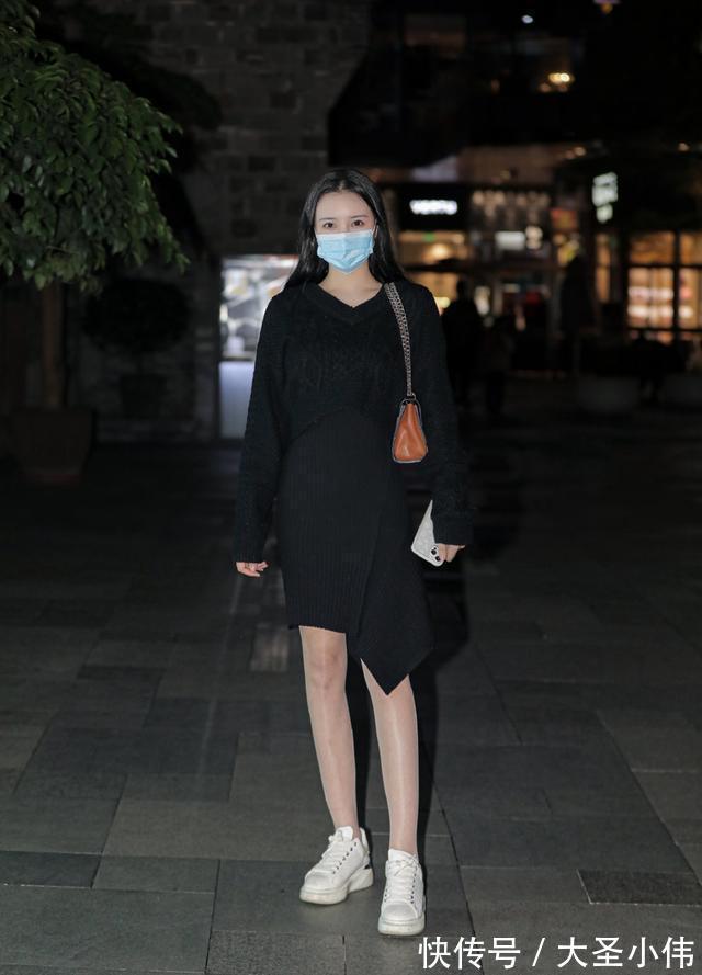 时尚打扮|美女街拍:连衣短裙搭配花样多,多种气质都可以穿出来,时尚打扮不能少