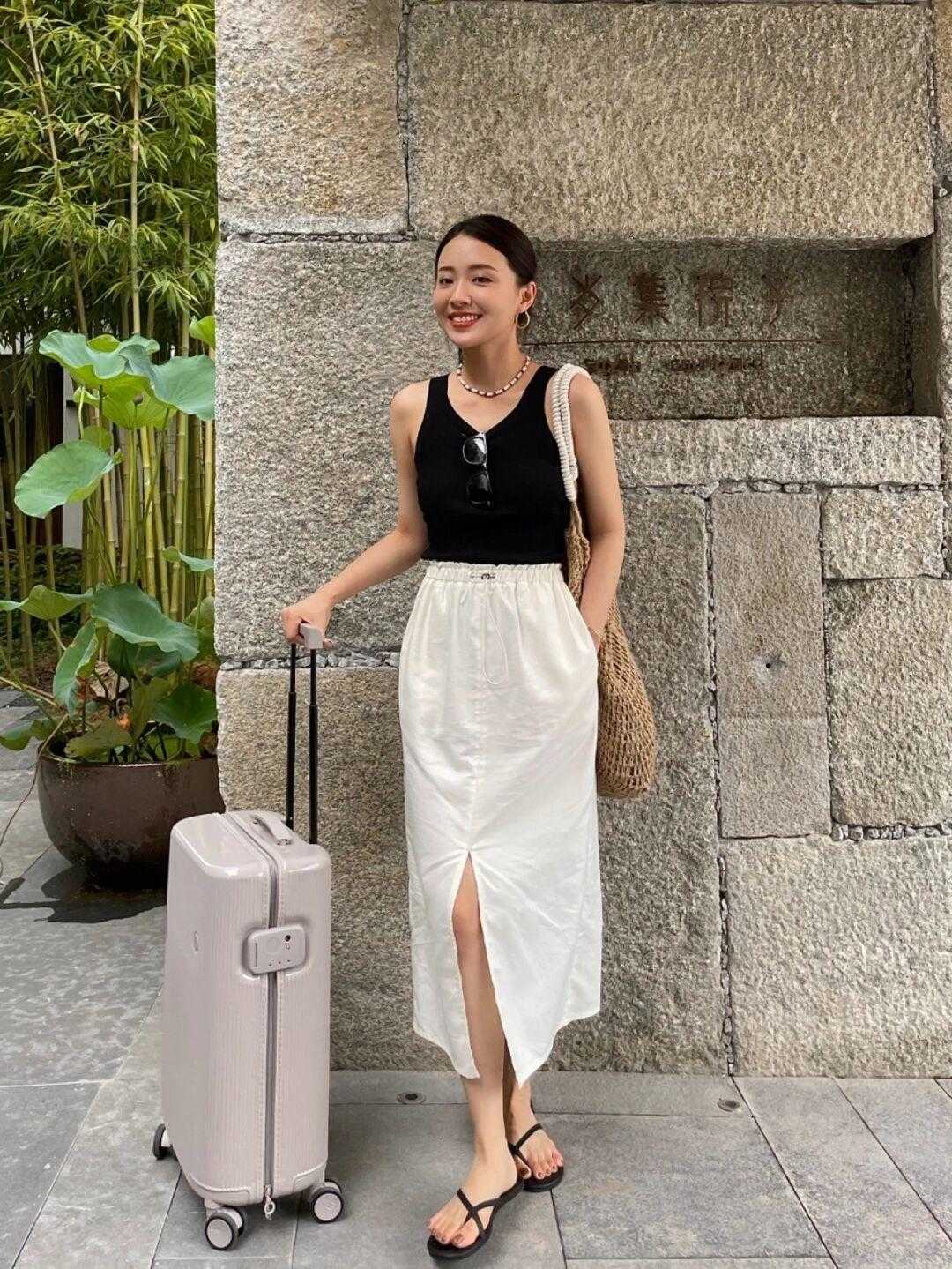 时尚博主|简约又精致，原来60+还能这样穿，减龄太多了吧？