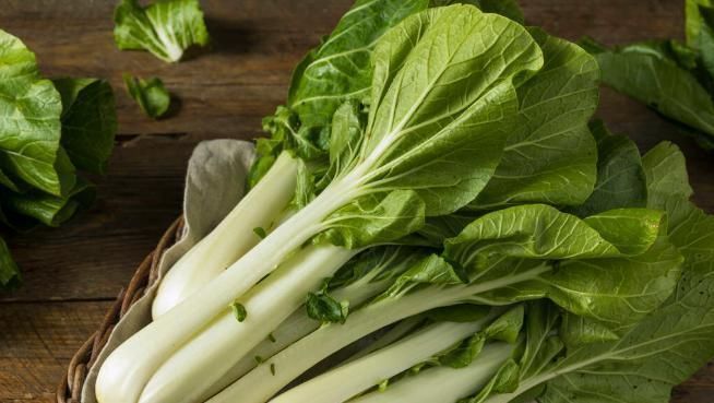 草酸|补钙只知道牛奶和钙片？6种绿叶菜含钙比牛奶还高