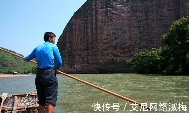 仙女岩|江西龙虎山：就在仙女岩的附近，竟还有一座金枪峰