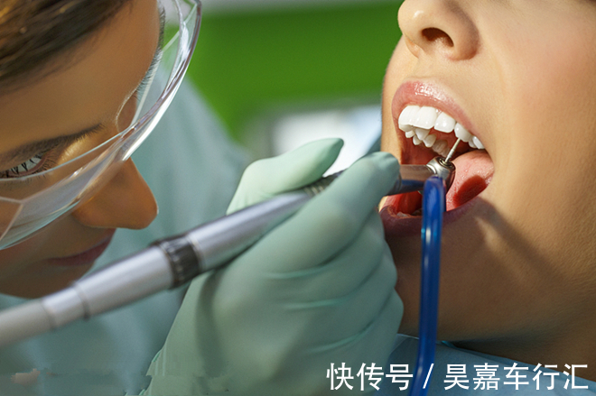 家长会|让孩子“烂牙”的不是糖,是家长无知!3种错误行为,一定要避免