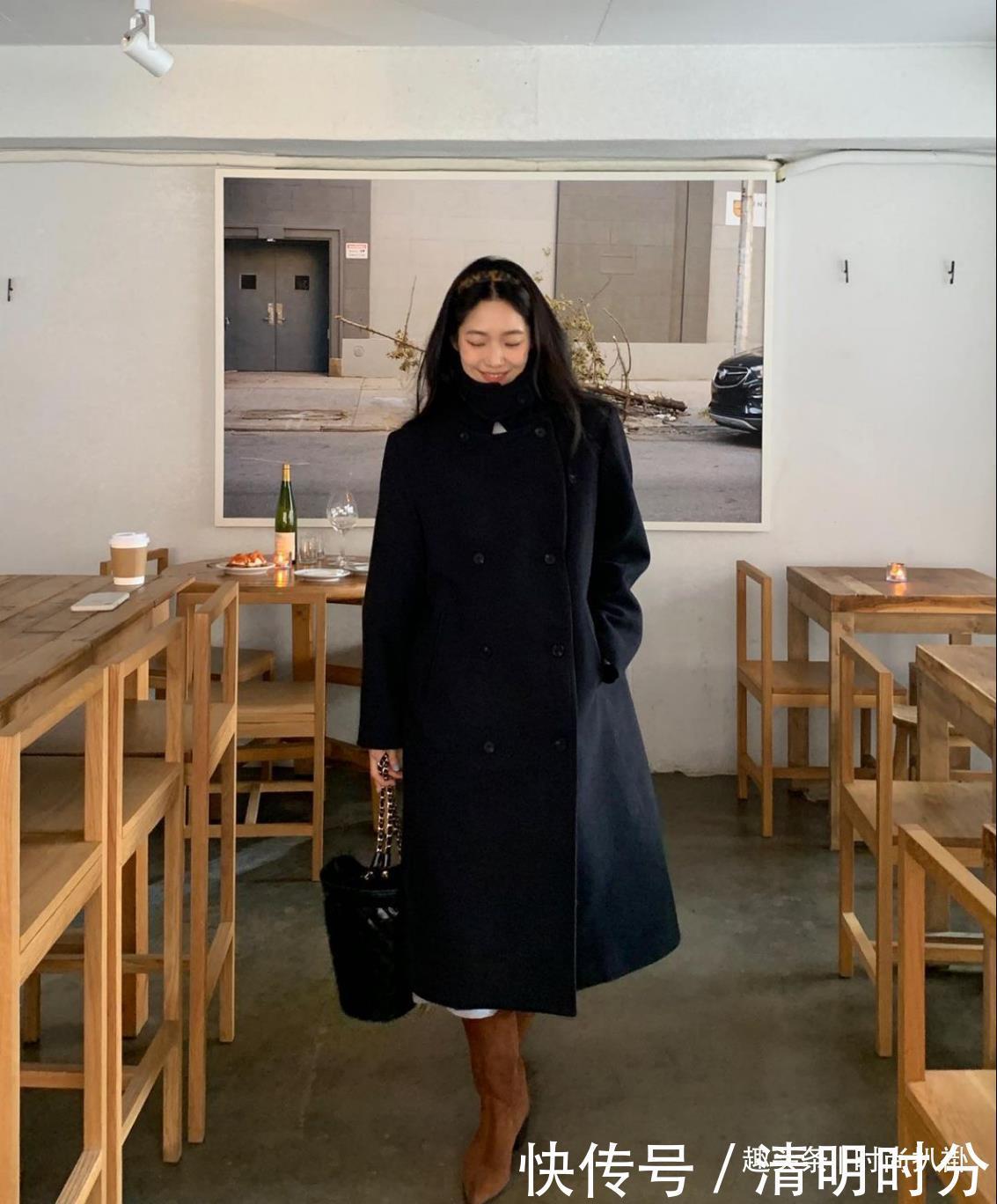 王艺瑾穿泡泡袖大衣可爱有个性设计独特的大衣就是时髦,更吸睛