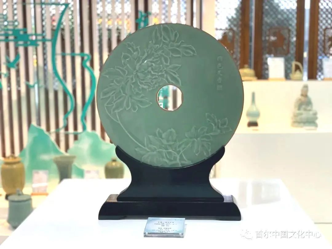 首尔|走出国门、走向世界!海外首个“龙泉青瓷展示角”在韩国首尔中国文化中心落成启动