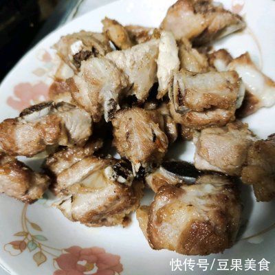饭店大厨说漏嘴的秘密,糖醋排骨这样做才好吃