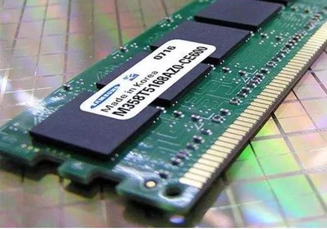 dr国产内存厂迎来机会?老款DDR3涨价100%,还供不应求
