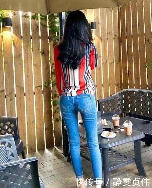 修身显瘦的紧身牛仔裤，活力四射，我都心动了