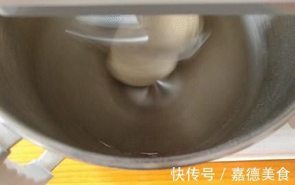 面团|盐面包，无法抵挡的岩盐风味！怎么吃都不腻