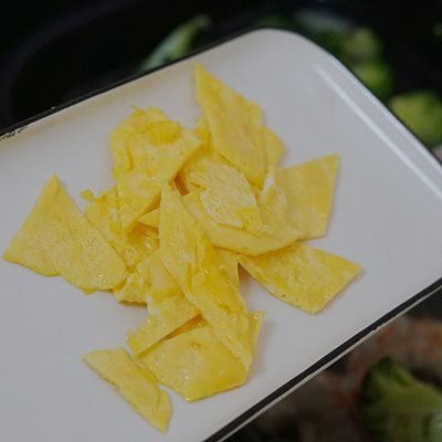 西兰花豆腐虾汤