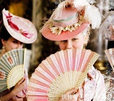 化妆品|在古代欧洲那个没有化妆品的年代,女人为了美丽往脸上涂的都是毒