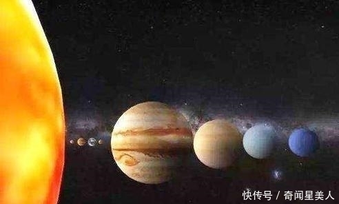 体积 同是行星，这颗星球能装32万个地球，体积超很多恒星，现仍在变大