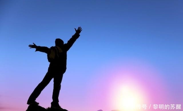 五首经典诗词,写尽年少轻狂,如果你还年轻,一定要读一读