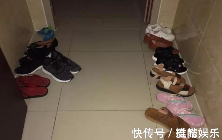 玄关|参观新搬来的女邻居家,门口从不堆鞋子,真有创意,干净又整洁!