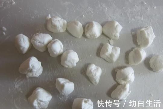 糯米酒|看阿姨晒早餐，她15年不变的模样，我很惊讶：就是这样吃出来的啊