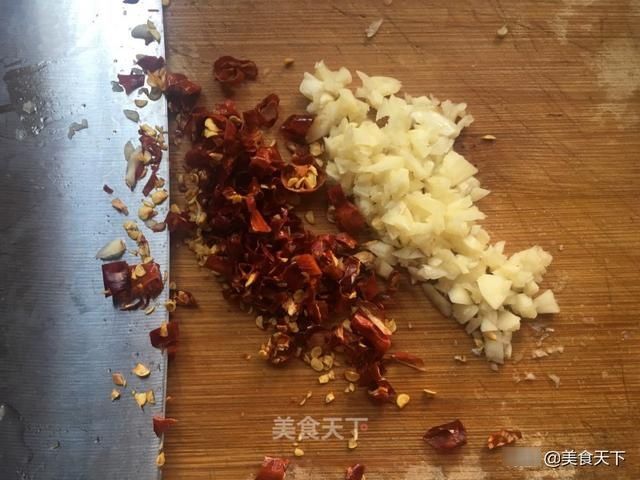 吃了30年丝瓜，这种做法最营养！只要5分钟，鲜味十足可口下饭
