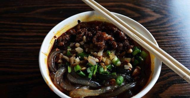  今天的文化观察，来看看中国十大最辣美食。