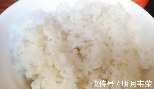 饥饿|糖尿病患者容易饿，饮食上有何讲究？别进饮食误区，血糖不升反降