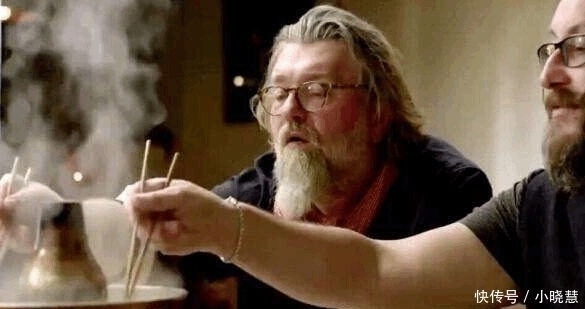 东西|老外这东西用筷子不可能夹起来被中国小学生打脸