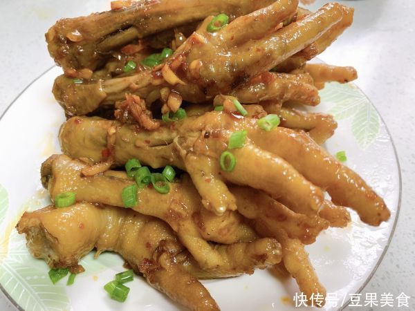 蒜蓉辣酱|酱香鸡爪的绝味秘籍，成功征服我的胃