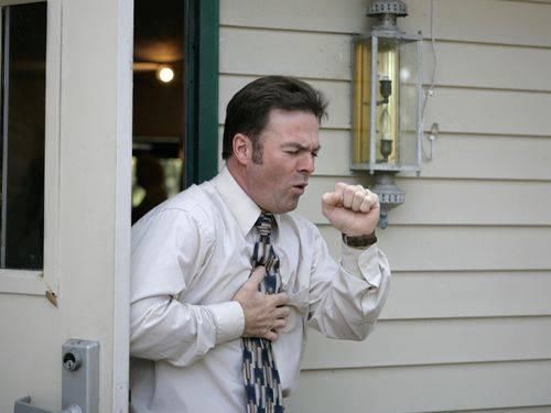 气短|高血压会引起身体出现这些表现, 当你发现时别忽视!