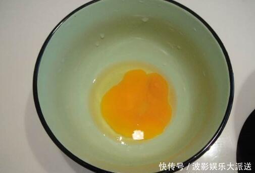 吃法|早餐吃蒸鸡蛋，还是煎鸡蛋？营养师：白水煮鸡蛋，才是营养的选择