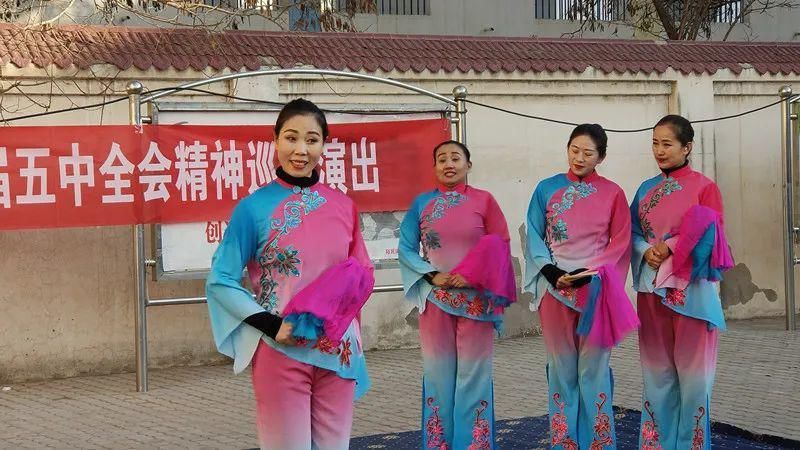  文艺|青铜峡市开展党的十九届五中全会精神文艺巡演