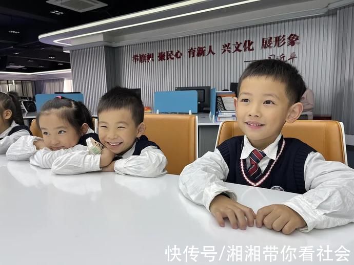 與學(xué)生課外拓展有關(guān)的新項(xiàng)目來了，近期免費(fèi)預(yù)約!