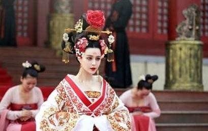 含义|武则天墓前61个无头石人含义，连专家都解不开，却被2位老农破解