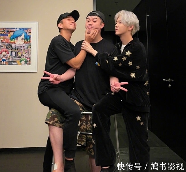 b《跑男》和baby经纪人疑似互撕后,陈赫邓超鹿晗合体,真是讽刺啊