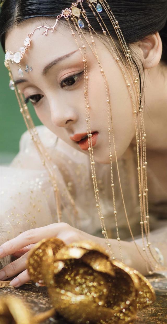 假发|敢把“汉服”穿出门的女生,通常都具有这些特点,一般人可没有