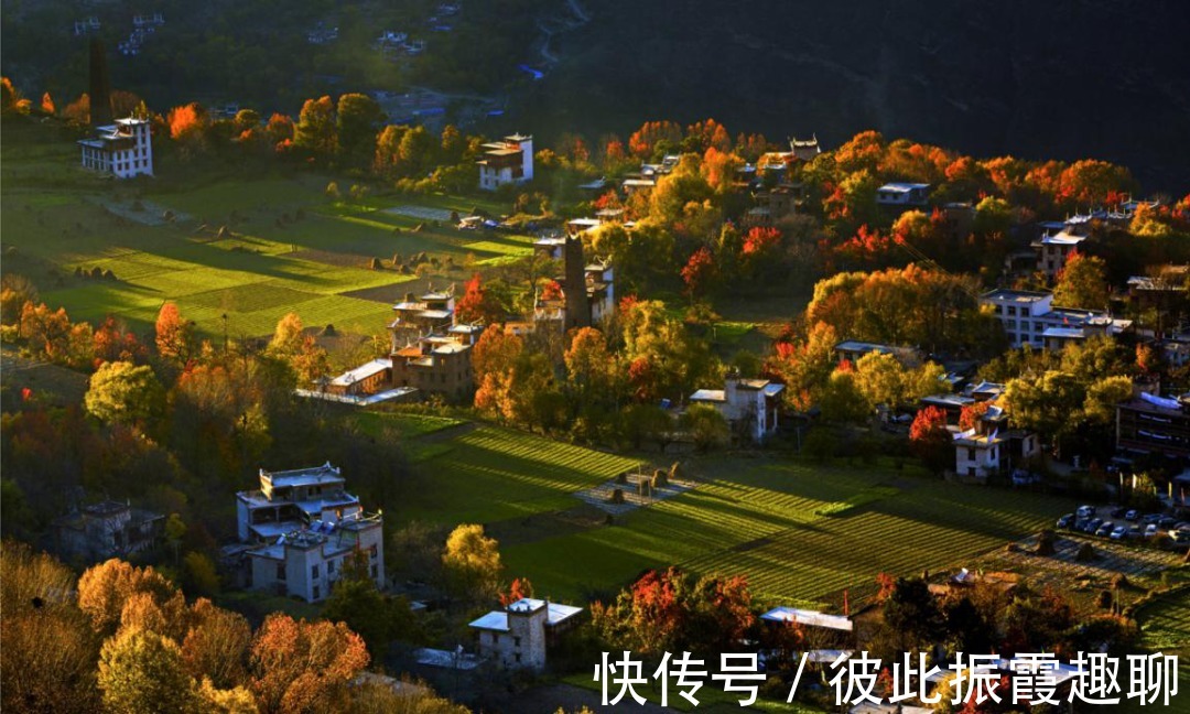 川西|秋日自驾川西秘境这几个景点，迷醉在川西高原色彩斑斓的金秋