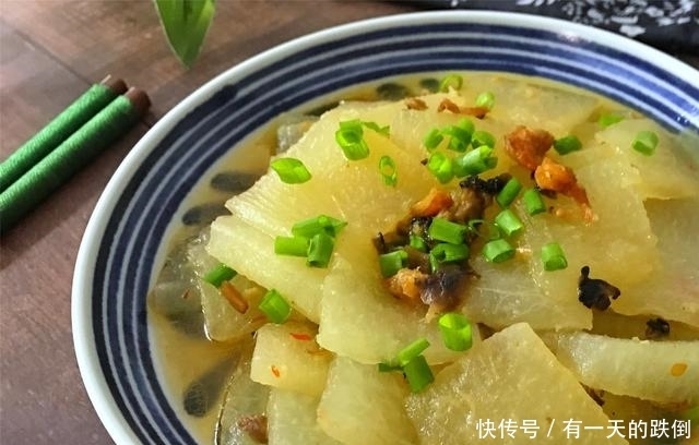 冬瓜此做法,鲜香入味比肉好吃,软糯多汁超下饭,连汤都吃精光