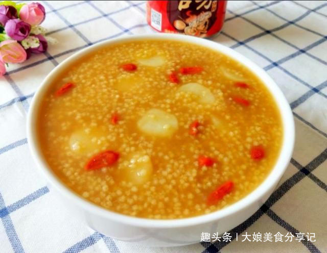 红糖|七款女生喝的养生粥,温补气血,一周七天不重样,由内而外美起来