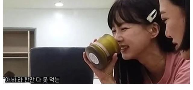 主食是咖啡，一天最多吃一顿，演艺圈那些饭量小得惊人的明星们