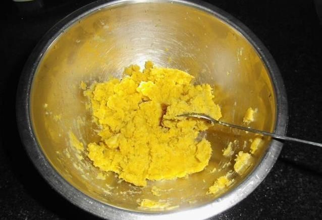 红薯具有较高的营养价值,但有两类人千万不能吃,一定要记住