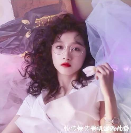 小姐姐 男生觉得很“邋遢”的3个发型,女生却认为很时髦,显老又没气质