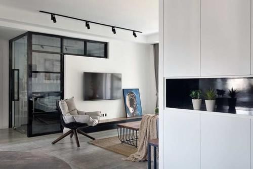 清玻|109平现代北欧风三居室,清玻+镜面的灵活运用,打造前卫时尚家