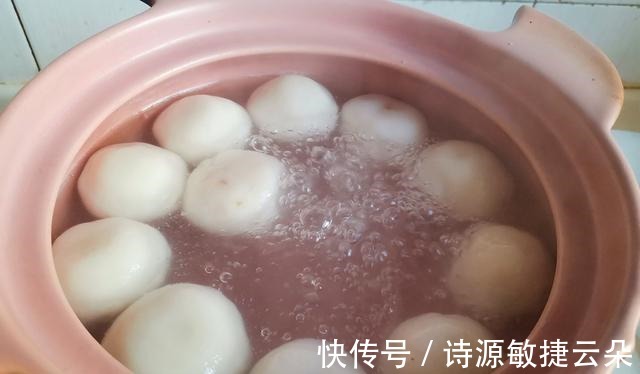 吃汤圆试试这馅,鲜美好吃营养高,比甜味汤圆好,老人孩子都爱吃!