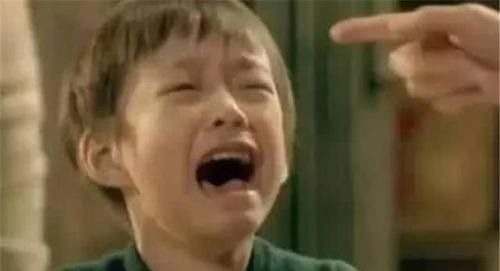 家长|父母常挂嘴边的逗笑,这3句话伤娃最深,取悦了家长却伤害了孩子