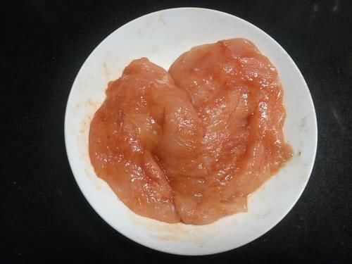 软嫩|烤箱版低油爆浆芝士鸡排,外皮酥脆肉质软嫩,咬一口满满幸福感