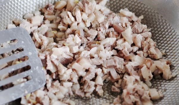 好吃流油的鲜肉包子，入口即化，让你满嘴流油，一口气能吃五六个