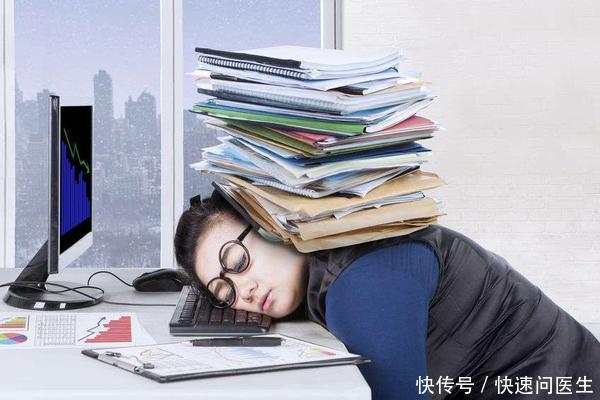 心梗要来临不会静悄悄,身体几个异常早发现,不只是头痛