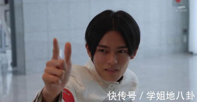 恶魔|假面骑士Revice:偷走恶魔印章的人也配变成假面骑士?