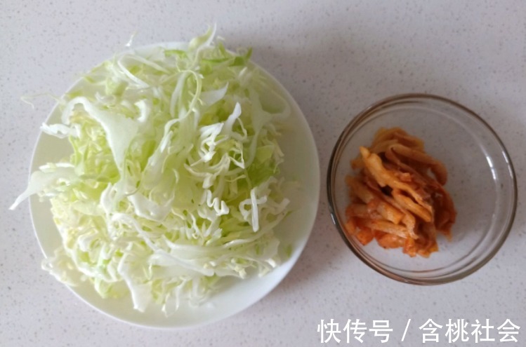 酸辣|包菜和它一起炒，酸辣可口，不比饭店的口味差