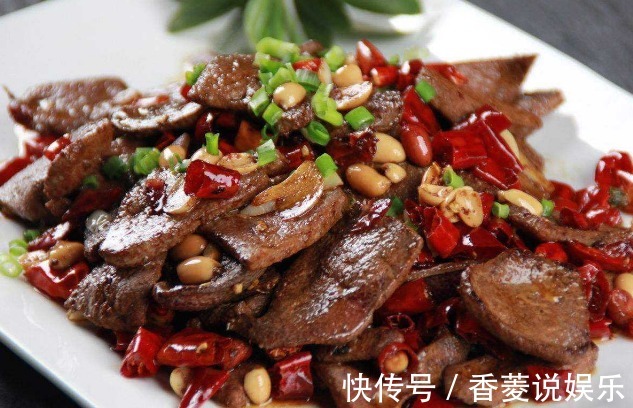 爆炒猪肝时,这一步不可少,要不然腥味重,还不爽滑!