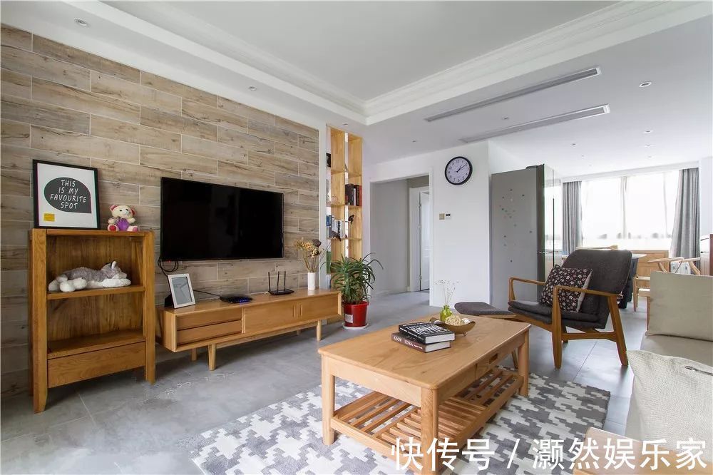 装修|电视背景墙的26种装修方式，从此不止电视+装饰柜！